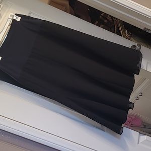 Black pull up skirt